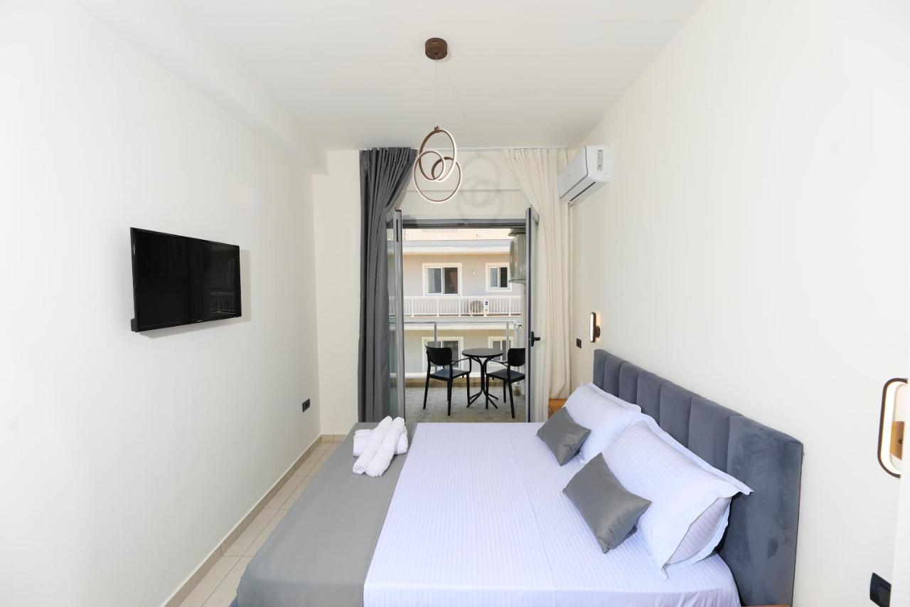Maor Hotel Orikum Exterior photo